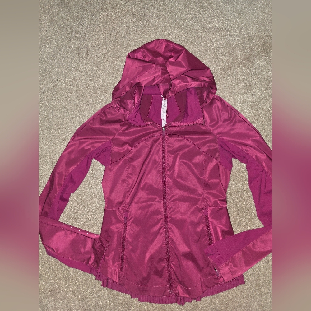 Lululemon Goal Smasher Jacket Purple Magenta 6
